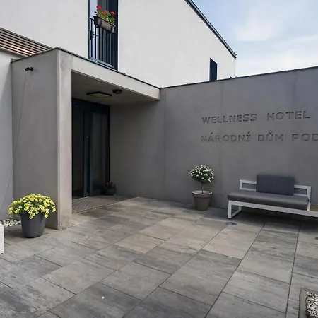 Národní Dům Podbořany Hotel