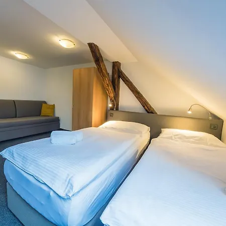 Národní Dům Podbořany Hotel *